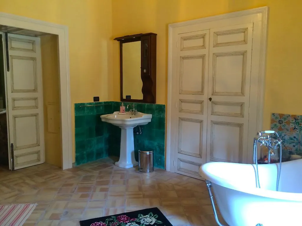 Palazzo Cutrufelli Apartment Graniti
