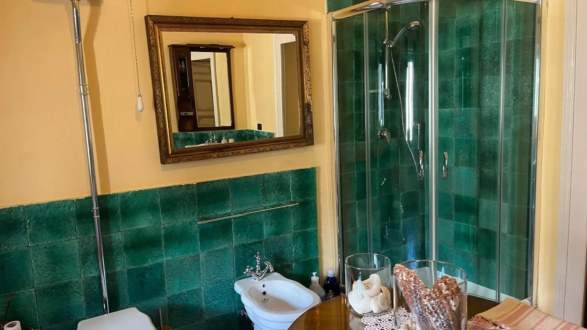 Palazzo Cutrufelli Apartment Graniti